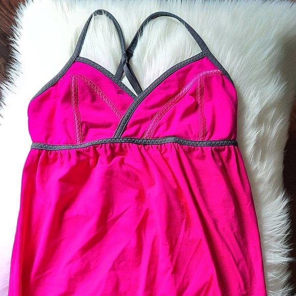 Lululemon Tank - Size 4 - Picture 1 of 4